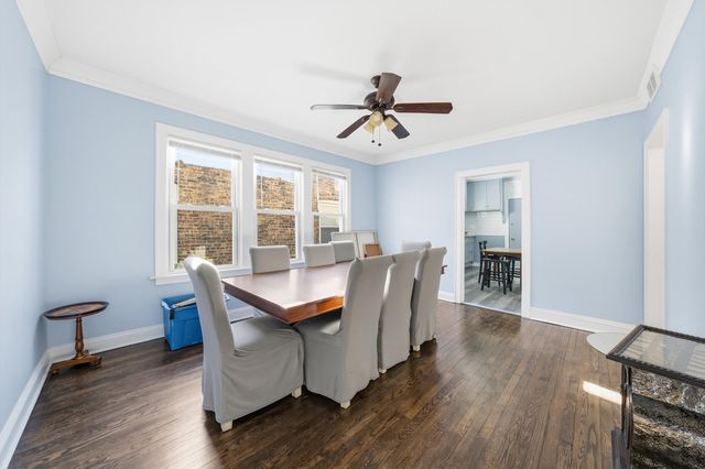 7614 S Saint Lawrence Avenue, Chicago, IL 60619