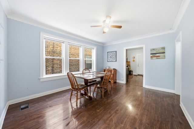 7614 S Saint Lawrence Avenue, Chicago, IL 60619