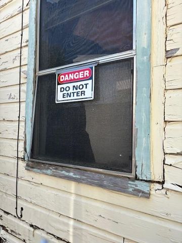 1400 Vargas RD, Austin, TX 78741