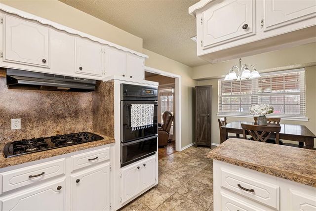 8305 S Linn Avenue, Oklahoma City, OK 73159