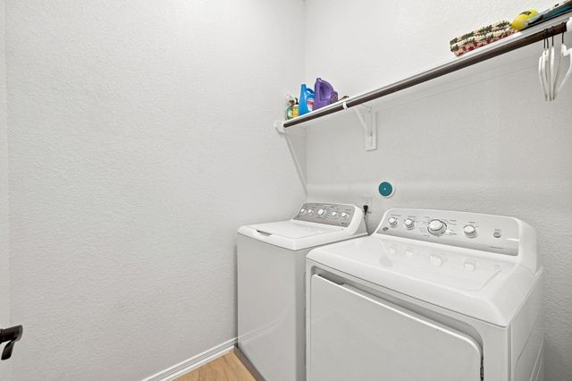 147 W Coralburst Loop, Montgomery, TX 77316