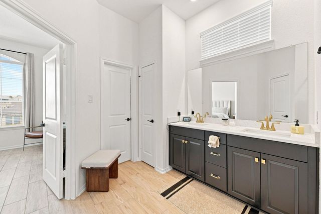 147 W Coralburst Loop, Montgomery, TX 77316