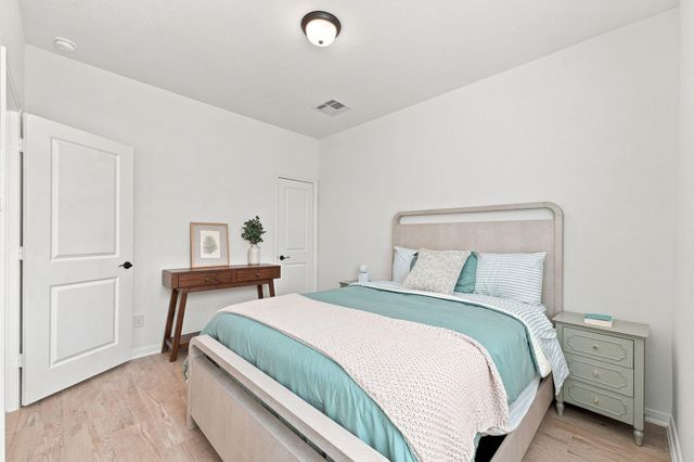147 W Coralburst Loop, Montgomery, TX 77316