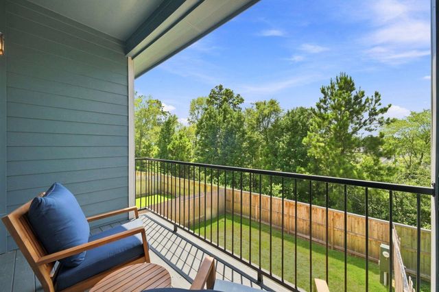 147 W Coralburst Loop, Montgomery, TX 77316