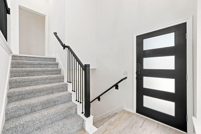 147 W Coralburst Loop, Montgomery, TX 77316