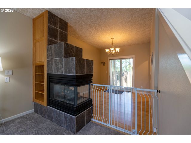 4775 MEHAMA Loop, Salem, OR 97305