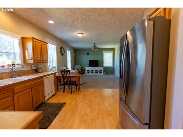 4775 MEHAMA Loop, Salem, OR 97305