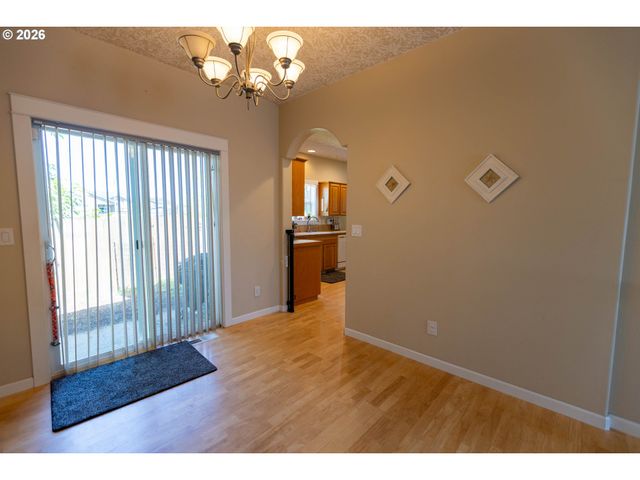 4775 MEHAMA Loop, Salem, OR 97305