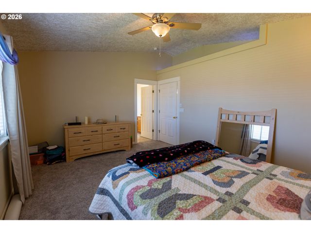 4775 MEHAMA Loop, Salem, OR 97305
