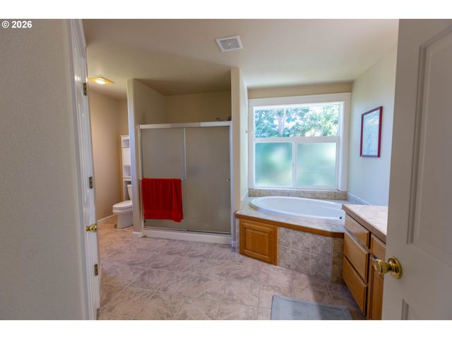 4775 MEHAMA Loop, Salem, OR 97305