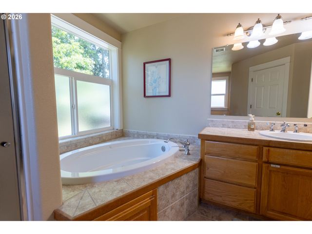 4775 MEHAMA Loop, Salem, OR 97305