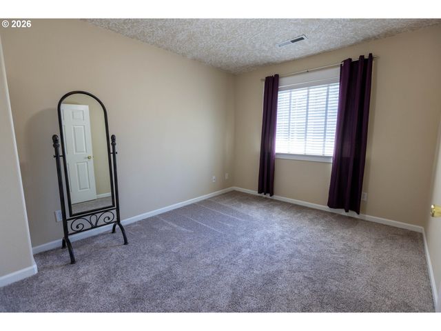 4775 MEHAMA Loop, Salem, OR 97305