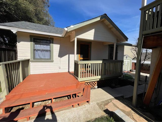 411 Rex Ave, Jackson, CA 95642