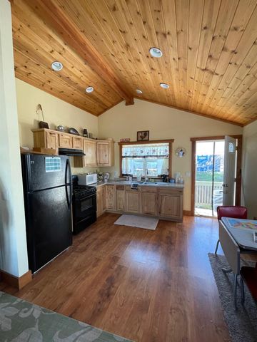 411 Rex Ave, Jackson, CA 95642