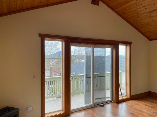 411 Rex Ave, Jackson, CA 95642