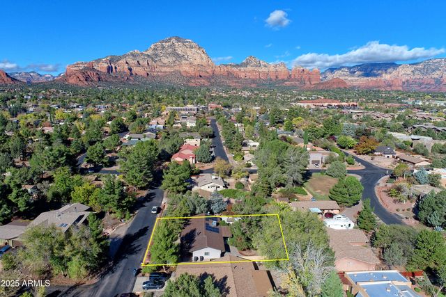 40 N HUMMINGBIRD Lane, Sedona, AZ 86336