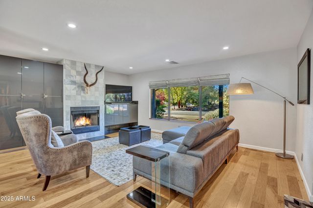 40 N HUMMINGBIRD Lane, Sedona, AZ 86336