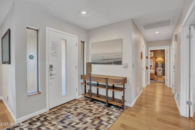 40 N HUMMINGBIRD Lane, Sedona, AZ 86336