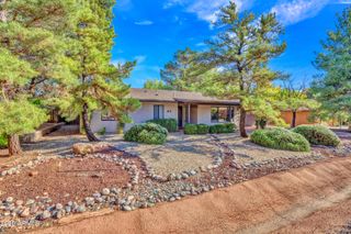 40 N HUMMINGBIRD Lane, Sedona, AZ 86336