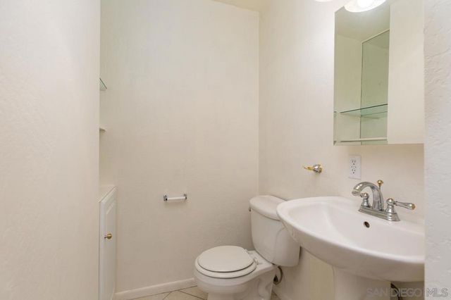 1620 Pomona, Coronado, CA 92118