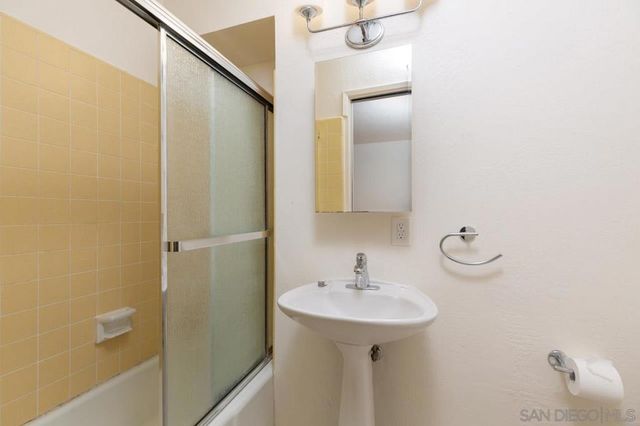 1620 Pomona, Coronado, CA 92118