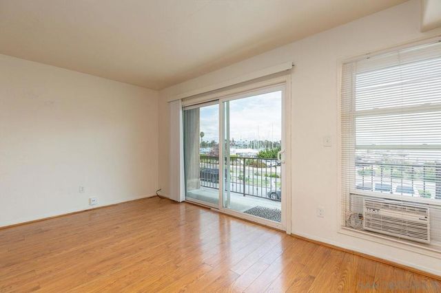 1620 Pomona, Coronado, CA 92118