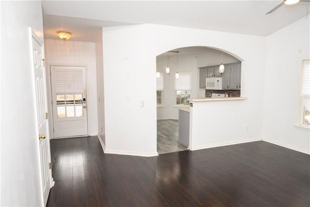 511 Anglewood Trace, Stockbridge, GA 30281