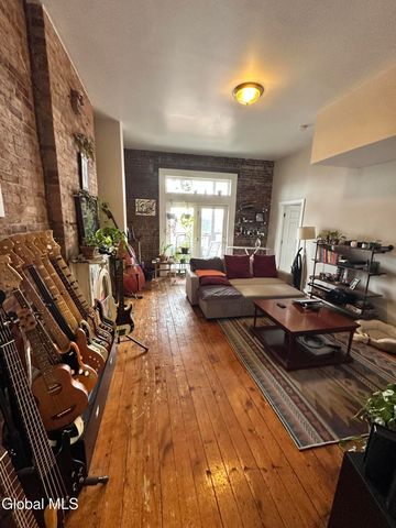 79 Ten Broeck Street, Albany, NY 12210