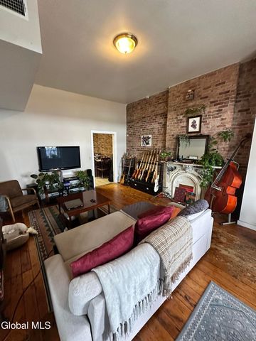 79 Ten Broeck Street, Albany, NY 12210