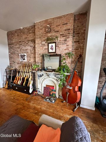 79 Ten Broeck Street, Albany, NY 12210