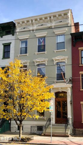 79 Ten Broeck Street, Albany, NY 12210