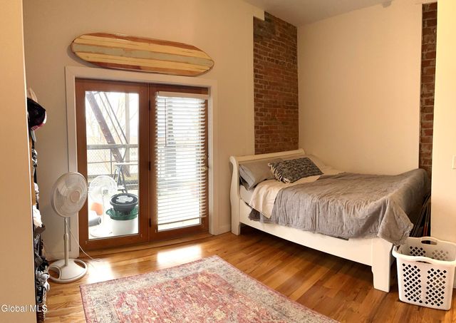 79 Ten Broeck Street, Albany, NY 12210