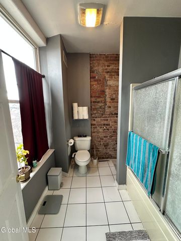 79 Ten Broeck Street, Albany, NY 12210