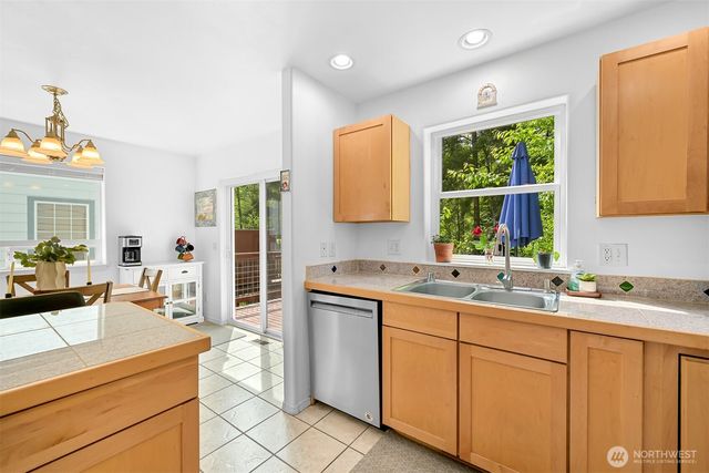 156 Windward Drive, Bellingham, WA 98229