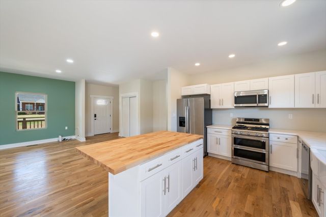 50 Sonoma Dr, Fayetteville, TN 37334