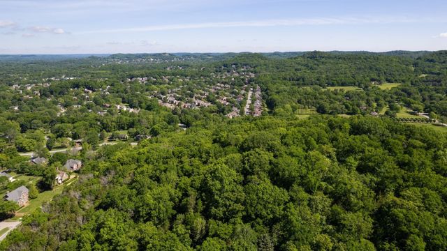 244 Spencer Creek Rd, Franklin, TN 37069