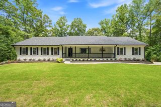 5070 River Lake Drive, Chattahoochee Hills, GA 30213