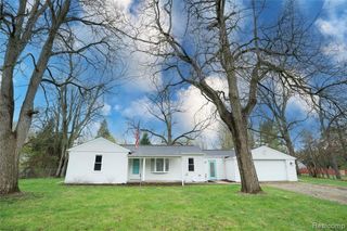 620 S Briarvale Drive, Auburn Hills, MI 48326