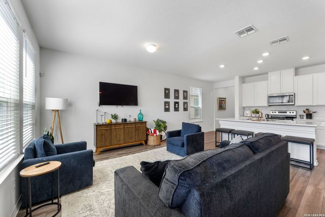 4646 Nightstar, Von Ormy, TX 78073