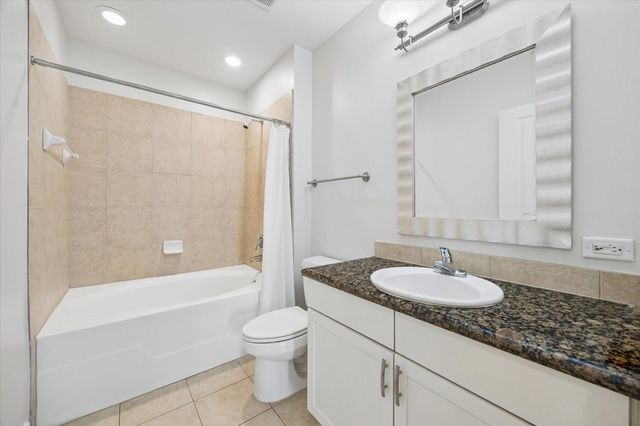 100 Willard Street 15, Houston, TX 77006