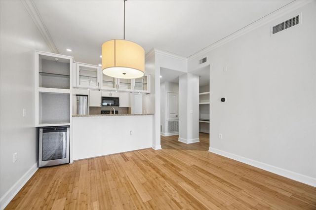 100 Willard Street 15, Houston, TX 77006