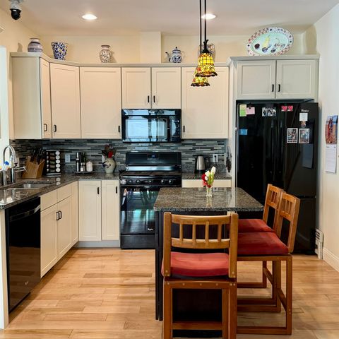 8 West Fisher Lane, South Burlington, VT 05403