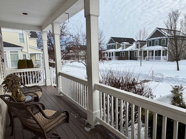 8 West Fisher Lane, South Burlington, VT 05403