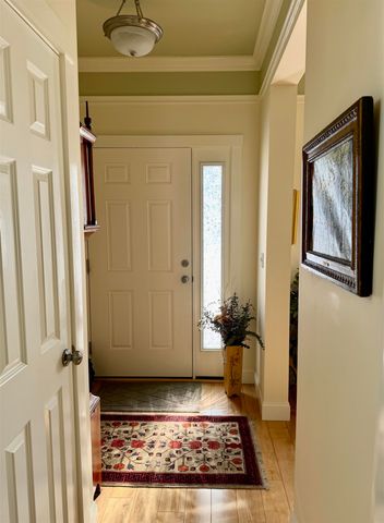 8 West Fisher Lane, South Burlington, VT 05403