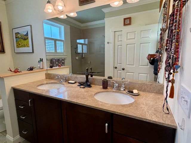 8 West Fisher Lane, South Burlington, VT 05403