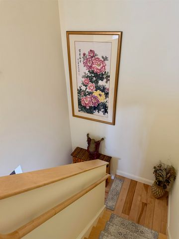 8 West Fisher Lane, South Burlington, VT 05403