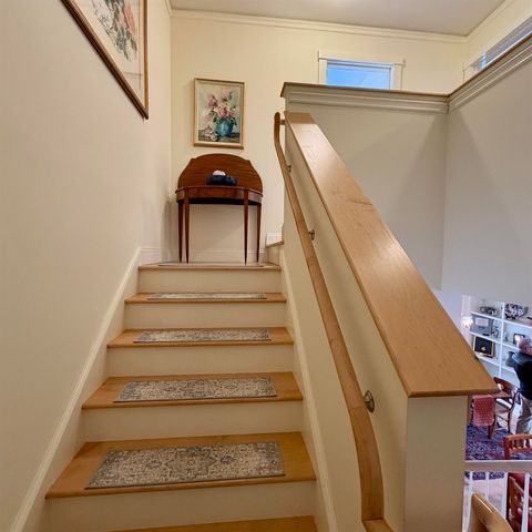 8 West Fisher Lane, South Burlington, VT 05403