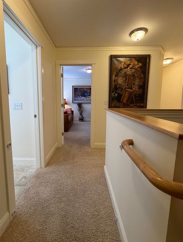 8 West Fisher Lane, South Burlington, VT 05403