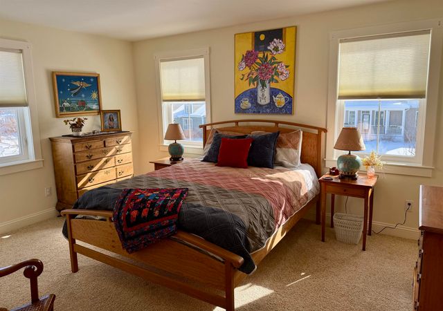 8 West Fisher Lane, South Burlington, VT 05403