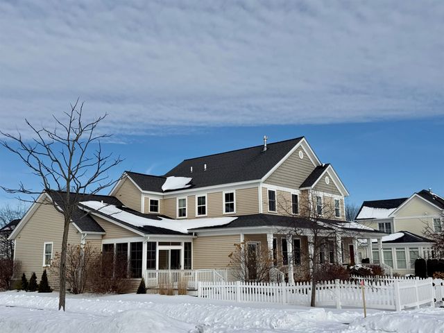 8 West Fisher Lane, South Burlington, VT 05403